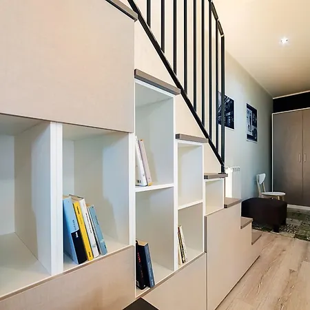 Loft Bed - Feel The Place *